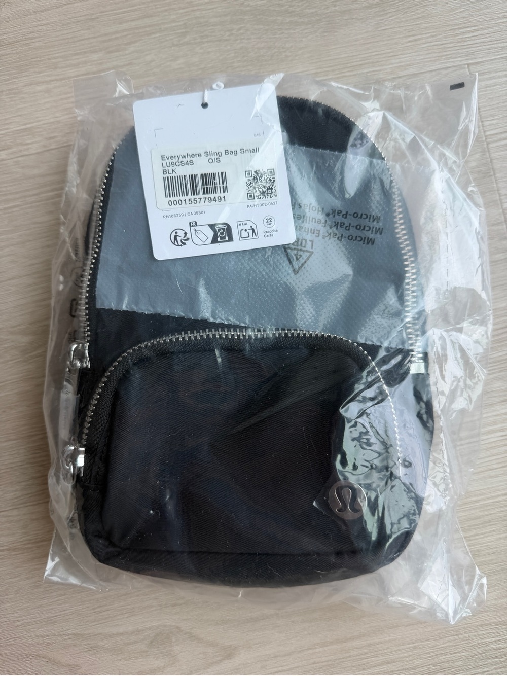 lululemon athletica Black Sling Bag — Small Crossbody - Picture 2 of 5